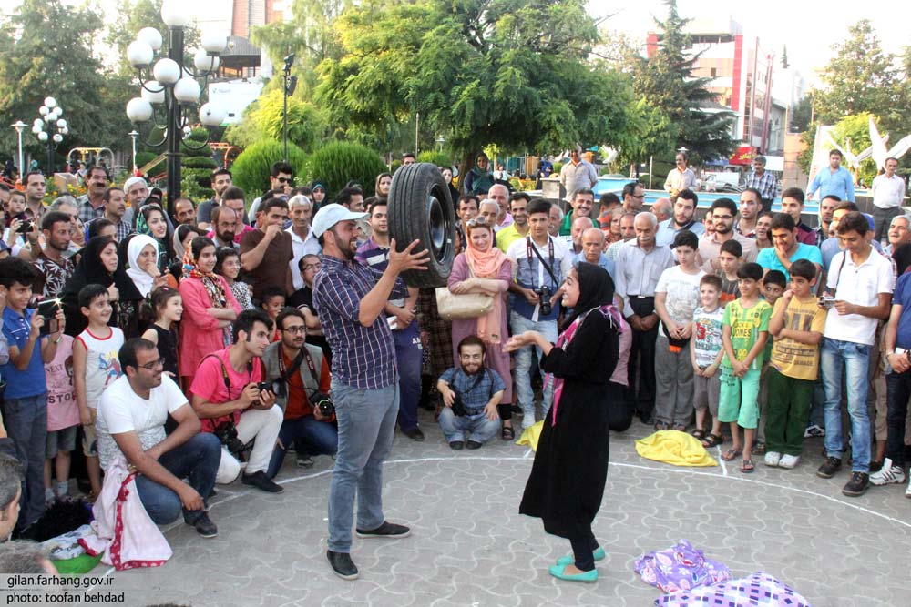آثار پذیرفته شده در هفتمین جشنواره تئاتر خیابانی شهروند لاهیجان اعلام شد 