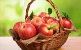 وزیر بهداشت: سیب را با پوست نخورید