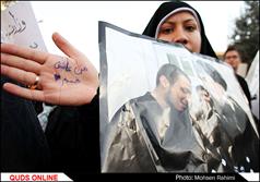 تجمع اعتراض آمیز در دفاع از ساحت مقدس پیامبر (ص) در مشهد/گزارش تصویری