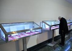 اهدای 26 هزار و 500 قطعه تمبر و اقلام پستی به موزه آستان قدس رضوی