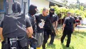 یک شبکه تروریستی در مالزی متلاشی شد/ بازداشت 17 تروریست