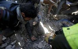 تسلط شبه نظامیان هوادار منصور هادی بر فرودگاه عدن/حمله جنگنده های سعودی به زیرساخت های یمن