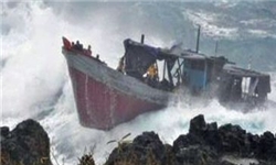 غرق کشتی مسافربری در چین با بیش از ۴۰۰ مسافر