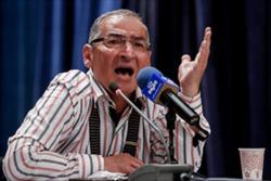 زیباکلام:مجلس باید تیم مذاکره کننده را به صلابه بکشد!