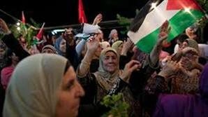 آزادی دو اسیر فلسطینی پس از ۱۸ سال