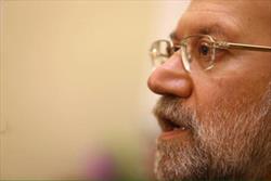 لاریجانی: تشکیل کمیته حقیقت یاب برای بررسی فاجعه منا ضروری است/عربستان پاسخگو باشد