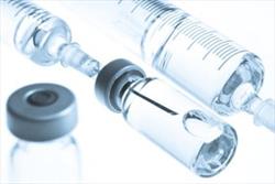 واردات واکسن توسط بخش خصوصی نهایی شد / استرانزکا و سینوفارم وارداتی بخش خصوصی در راه ایران