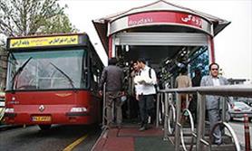 برخورد اتوبوس تندرو با عابر پیاده در تهران/حال مصدوم وخیم است