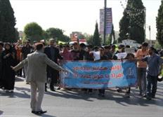 ۳۰۰ نفر از معلولین ذهنی اصفهان در همایش پیاده‌روی شرکت کردند