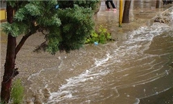 آبگرفتگی خیابان‌های مراغه به‌علت بارش باران