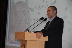 دانش آموزان به صحن جامعه کشیده شوند