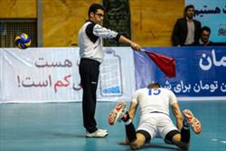 معمری: بازیکن سالاری در والیبال ایران بیداد می‌کند/ فدراسیون باج ندهد