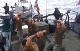 تصاویری دیگر از دستگیری تفنگداران دریایی امریکایی