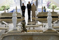 اولین حضور اوباما در یک مسجد پس از ۸ سال ریاست جمهوری و تداوم اسلام هراسی