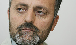 معاون سابق احمدی نژاد: از فهرست ۳۰ نفره اصولگرایان حمایت می‌کنیم