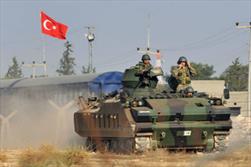 ترکیه ورود نیروهای نظامی از مرز این کشور به سوریه را انکار کرد!