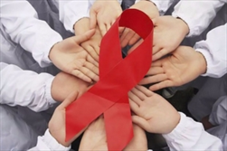تابوهای خودساخته ایدز ارتباطی با آموزه‌های دینی ندارد/ ۶۰ هزار مبتلای بی‌خبر