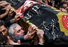پیکر فرج الله سلحشور هنرمند انقلابی  تشییع و به خاک سپرده شد+ عکس