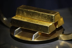 طلای جهانی به مرز ۱۲۵۰ دلار نزدیک شد