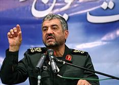 تهدید نظامی و امنیتی علیه انقلاب و ملت ایران کارساز نیست/‌ برخی عواملی داخلی تهدید و خطر اصلی ‌برای انقلاب ‌‌‌هستند