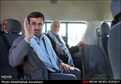 احمدی‌نژاد به اردوی راهیان نور رفت!