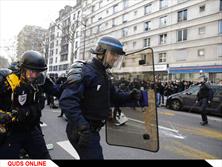 گزارش تصویری/ تظاهرات علیه قانون جدید کار درفرانسه و درگیری تظاهر کنندگان فرانسوی با پلیس این کشور