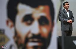 استقبال از بازگشت احمدی‌نژاد