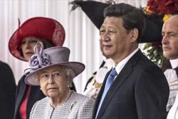 اظهارات ملکه انگلیس چاشنی جنگ بزرگ رسانه‌ای چین و غرب