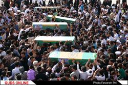 تشییع پنج شهید مدافع حرم در قم/گزارش تصویری