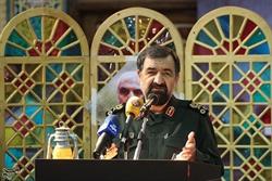 ورود گروه‌های تروریستی به ایران / دولت‌مردان اقدام کنند