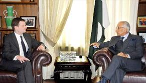 پاکستان سفیر آمریکا را احضار کرد