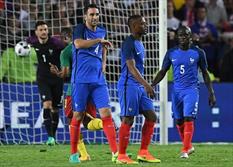 رستگاری فرانسه مقابل کامرون در دقیقه ۹۰
