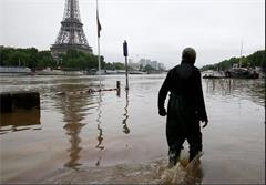 پاریس زیر آب، اعلام  فاجعه ملی  + تصاویر