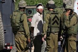 بازداشت ۱۷ فلسطینی در یورش شبانه صهیونیست‌ها به کرانه باختری