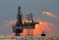 توافق با شرکت‌های بین المللی برای اجرای پروژه‌های نفتی