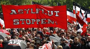 تظاهرات ده‌ها هزار نفری در آلمان علیه نژادپرستی