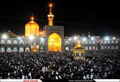 مراسم احیاء‌ شب بیست وسوم ماه مبارک رمضان در حرم مطهر حضرت رضا (ع) - گزارش تصویری ۲