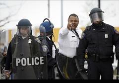 تبرئه هر ۳ افسر مرتبط با قتل جوان سیاهپوست آمریکایی