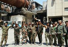 پیشروی ارتش سوریه در اطراف کارخانه سیمان و پروژه مسکونی ۱۰۷۰ + تصاویر