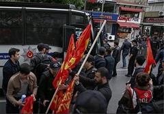 پلیس ترکیه ۵۰ تاجر مظنون به ارتباط با گولن را بازداشت کرد