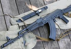 خرید کلاشنیکف‌های جدید تایید شد/ تولید AK-۱۰۳ در ایران