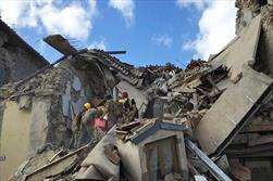 شمار تلفات زلزله ایتالیا به ۱۶۰ کشته رسید
