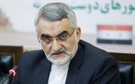 سخنان رهبری فصل‌الخطاب است/احمدی‌نژاد باید گوش کند و در انتخابات شرکت نکند