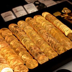 مالیات بر ارزش افزوده سکه و طلا حذف نمی شود 