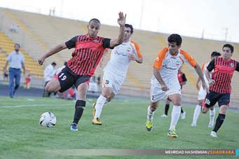  فرش‌آراییِ ابومسلم برای هندبالی‌ها 