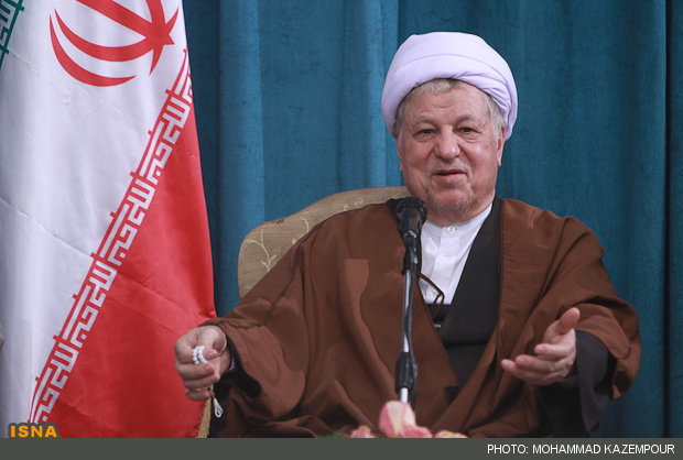 تفکر شورایی، ضد خودمحوری، خودبینی و قانون‌گریزی است