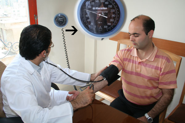 بیش از ۱۸۰ هزار نفر بیمار مبتلا به فشار خون در خراسان رضوی