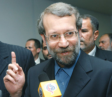 درخواست مجدد لاریجانی از شورای نگهبان برای احراز صلاحیت‌ها