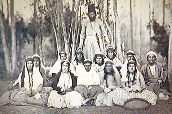 رنج و جنگ بی پایان در میان زنان قاجاری!