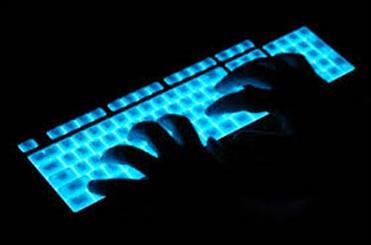 3 خطر اینترنتی که کاربران را تهدید می‌کند/ سرقت، عدم پشتیبانی و خونریزی